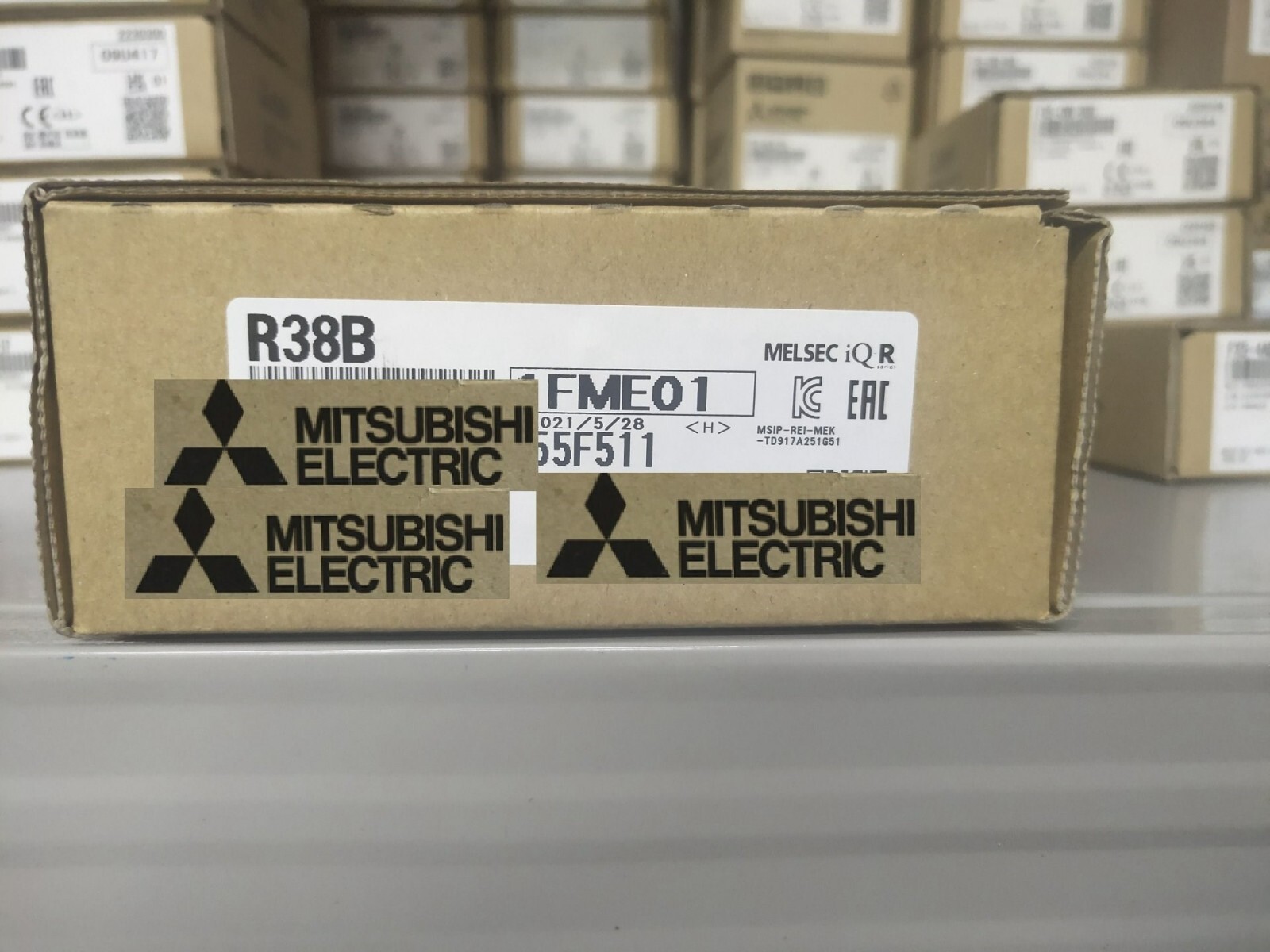 NEW ORIGINAL MITSUBISHI R38B PLC UNIT R38B EXPEDITED SHIPPING
