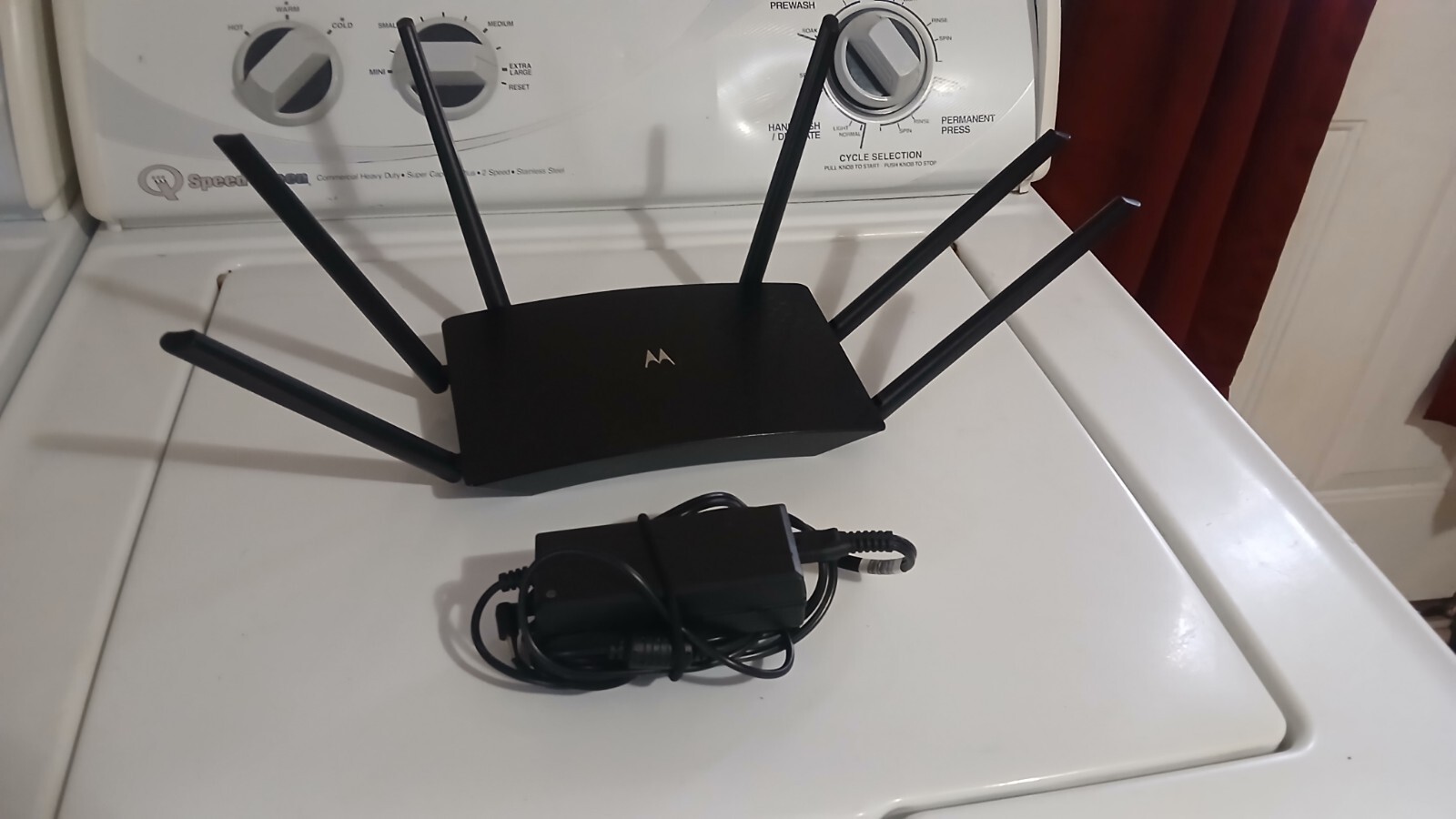 Motorola Ac1700 Dual-band WiFi Gigabit Router With Extended Range Model Mr1700