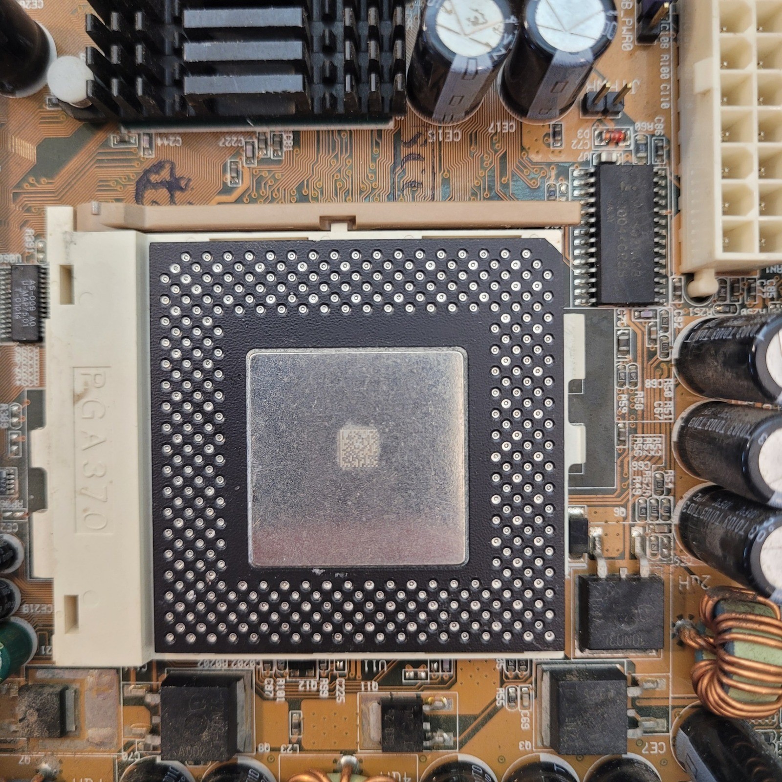 Intel Celeron CPU Processor 400MHz 128K SL3A2 FV524RX400 Socket 370 PPGA