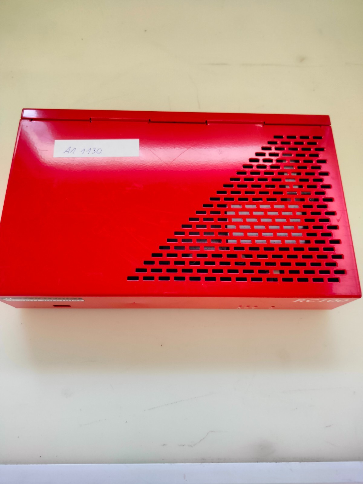 Terra Server System Wortmann AG Model 1100344 - Faulty/For Parts (A1 1130)