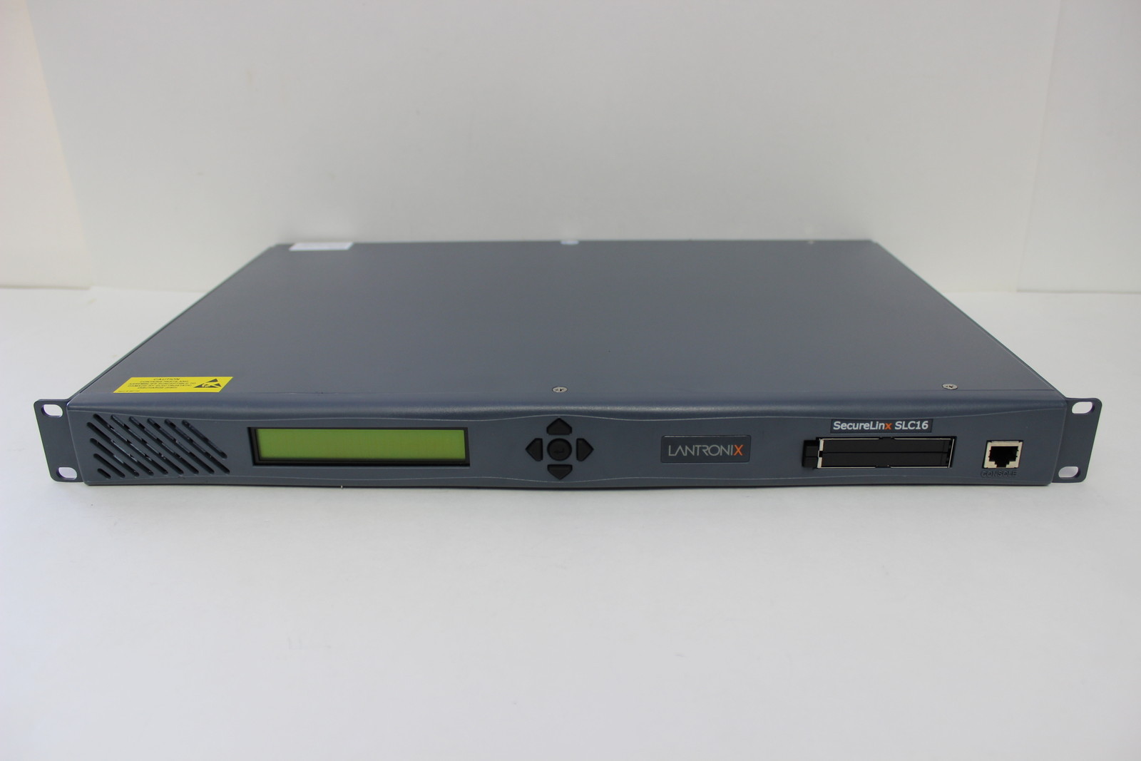 LANTRONIX SLC01612N-02 16 PORT SECURELINX SLC16 WITH WARRANTY