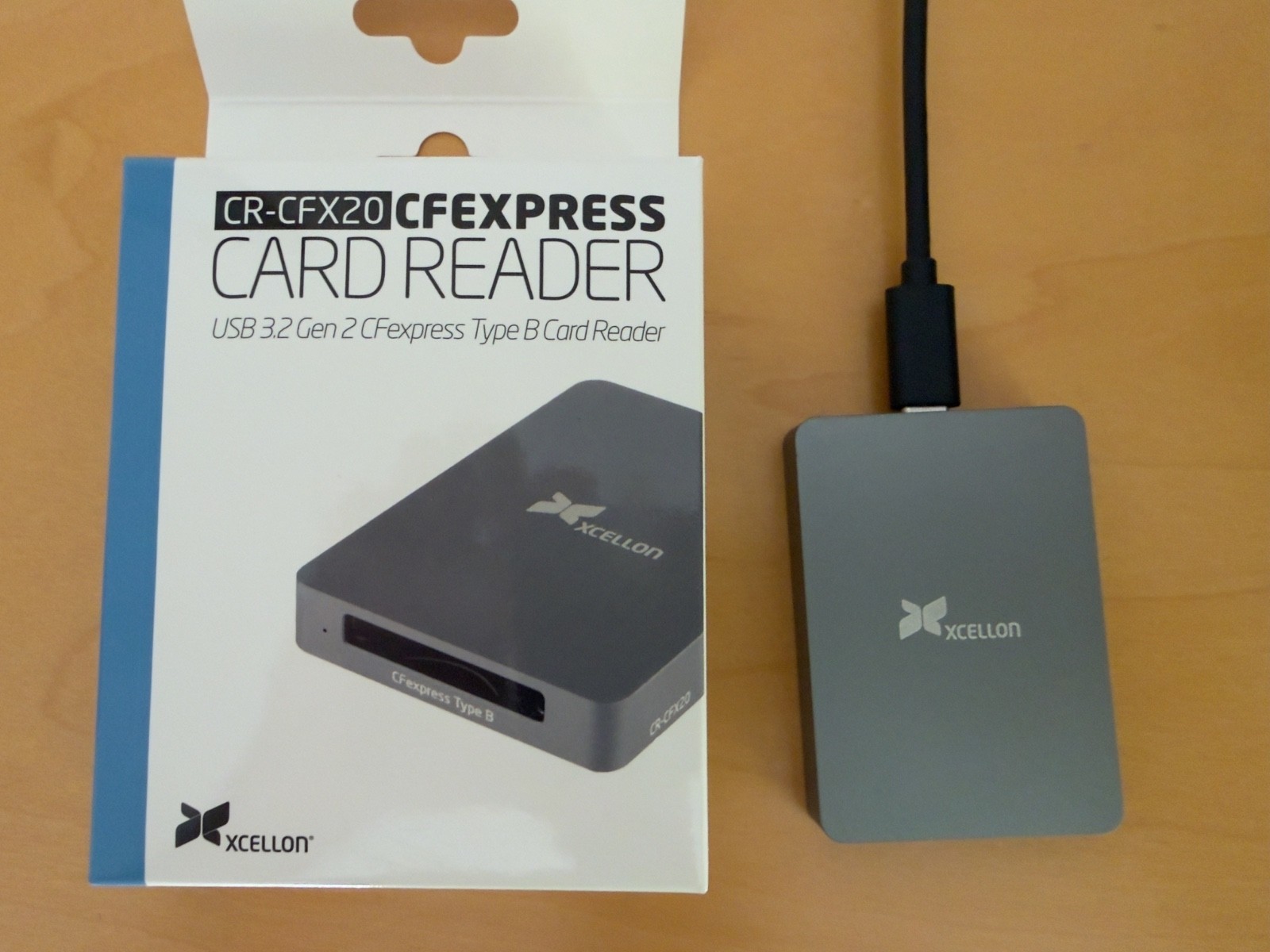 Xcellon CFexpress Type B Card Reader USB 3.2 10Gbps Gen 2 High-Speed Transfer