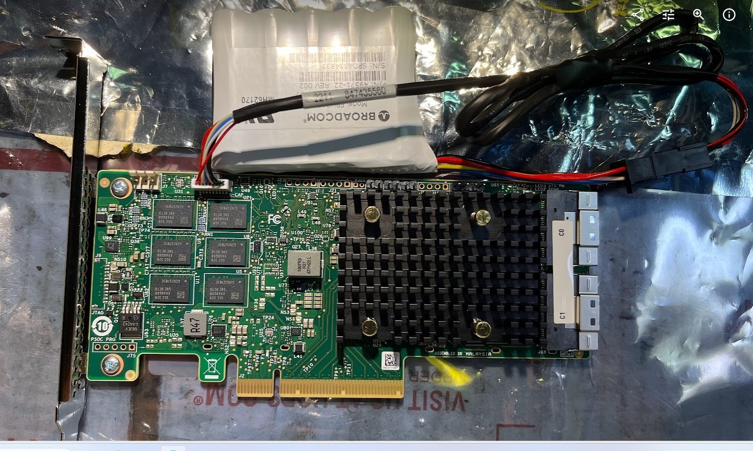 Broadcom Megaraid 9560-16i 8gb PCIe 4.0 RAID Controller with FBU345