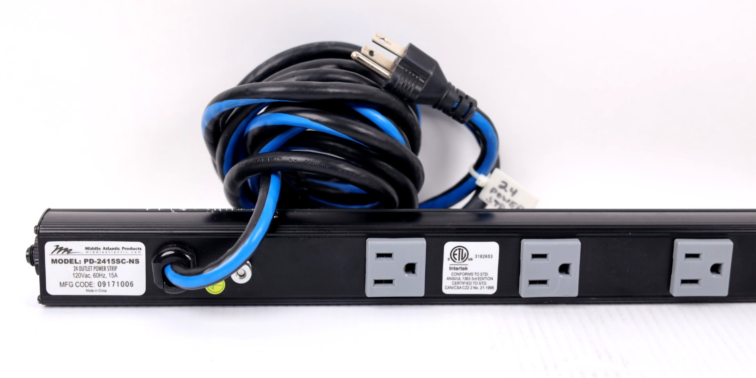 Middle Atlantic PD-2415SC-NS 24 Outlet Relocatable 15A Power Tap Strip r525
