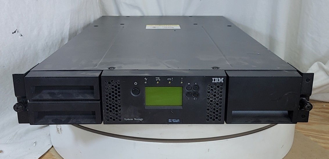 IBM 3573-L2U 2727213 Tape Library SEE NOTES