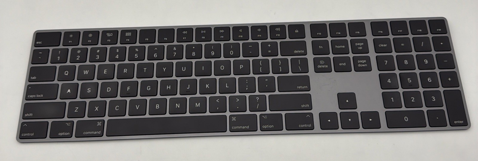 Apple Magic A1843 Wireless Keyboard / Numerical / Black / Tested