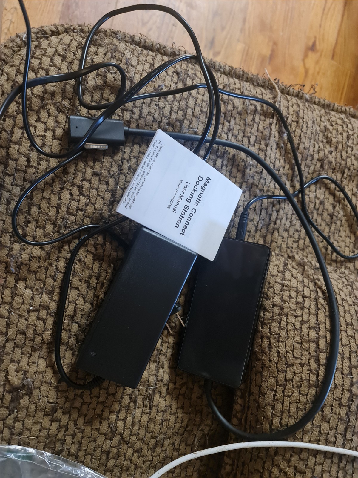 Magnetic Connect Docking Station