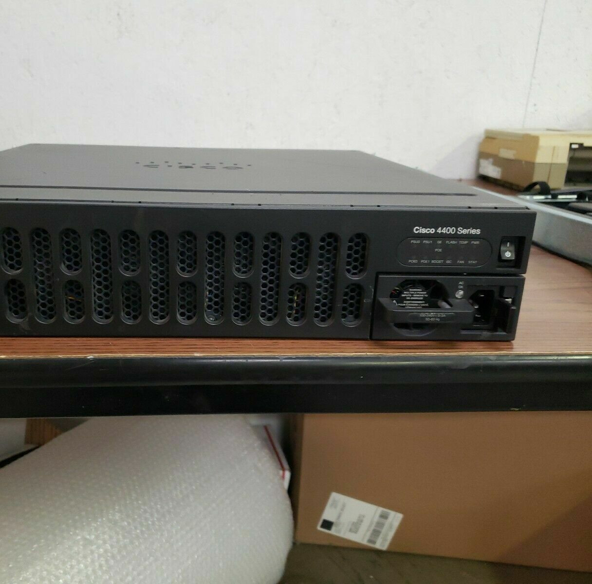 Cisco ISR4451-X-AXV/K9 VOICE+HSEC+SECURITY+DATA+APPXK9 Single Pwr