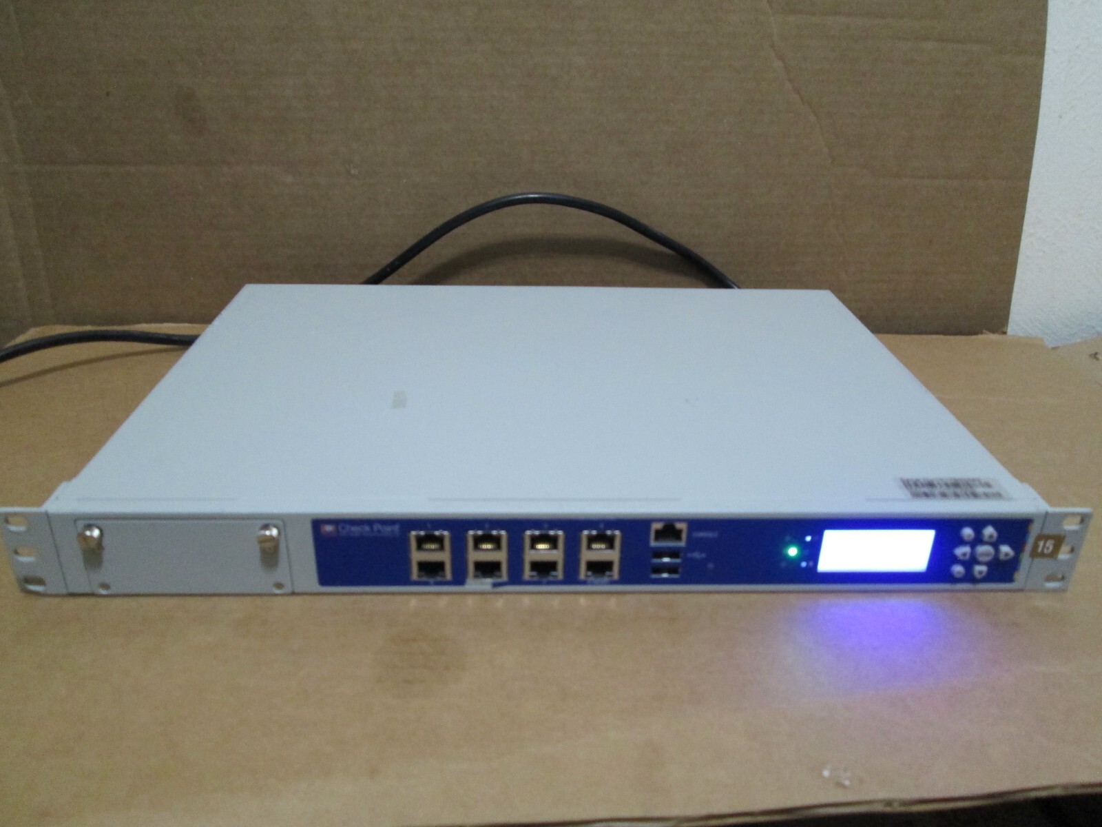 Check Point 4400 Model T-140 8-Port Firewall Security Appliance