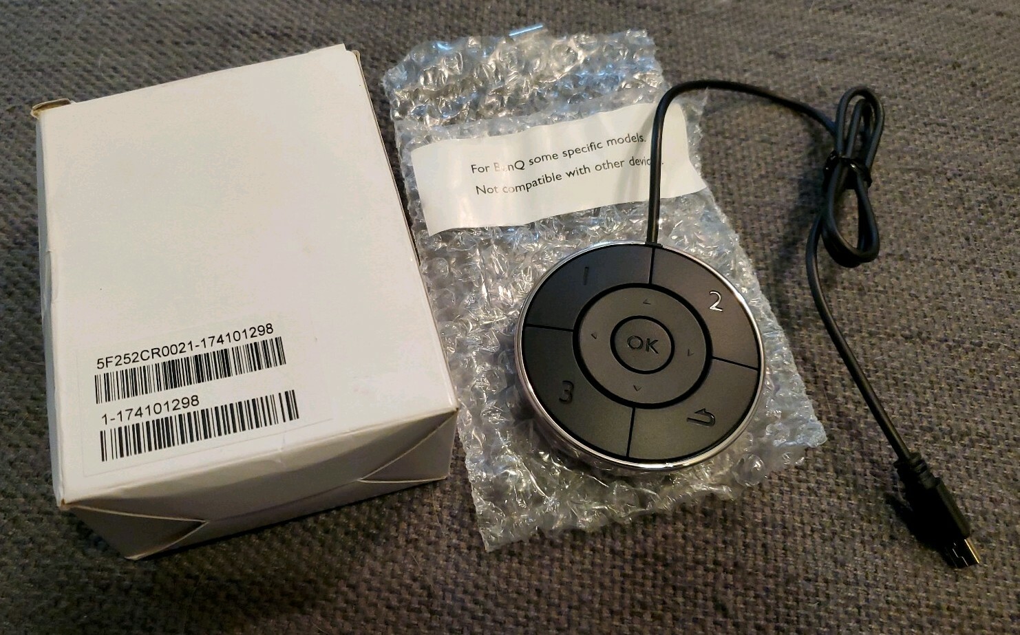 BenQ RC-1331 Circular Remote Control for Projector Genuine Original OEM NEW