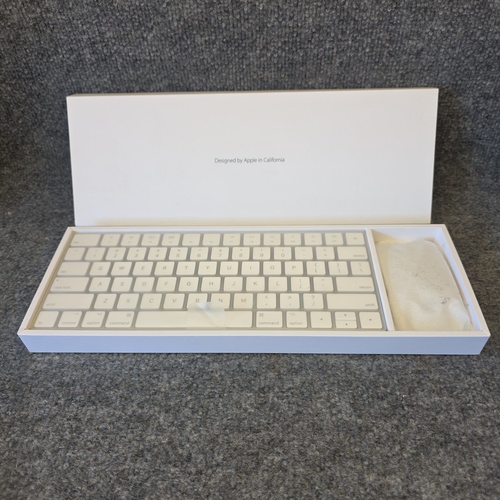 Apple A1644/A1657 Magic Keyboard 2 and Magic Mouse 2 Wireless Kit NOB