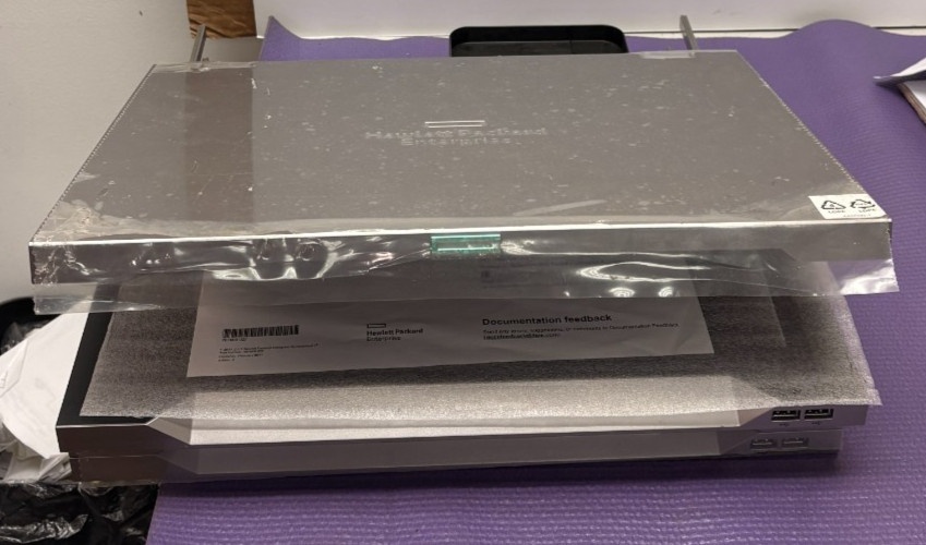 HPE LCD8500 RACKMOUNT LCD CONSOLE