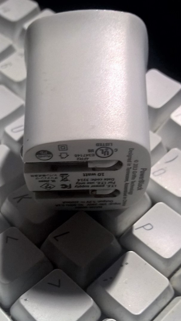 White PowerBlock MASM-00992 AC Adapter 5.2V 2.1A 10W USB Cable Not Included