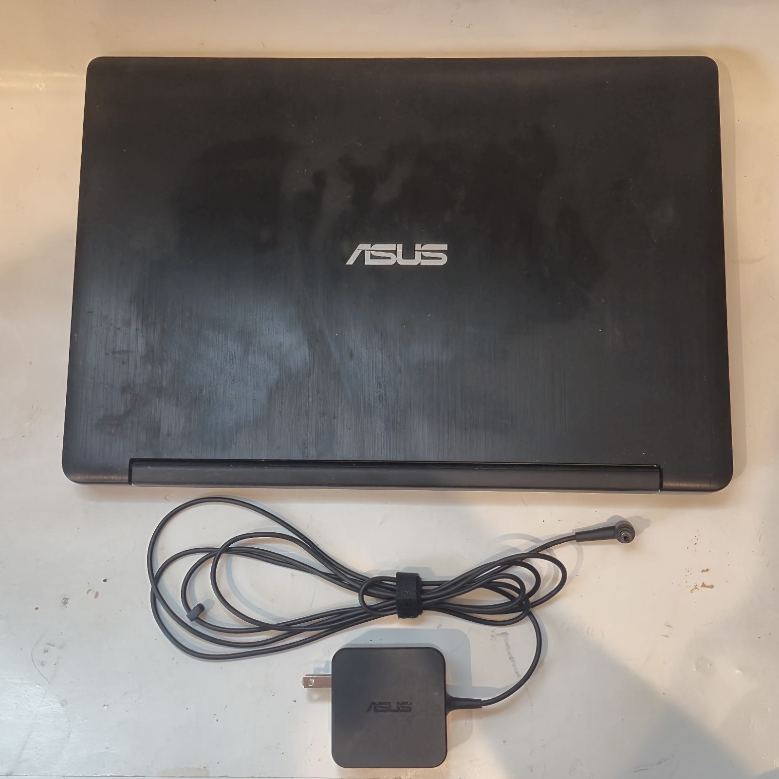 ASUS R554L 15.6" Laptop Tablet 2 In 1 Intel Core i3 Touchscreen READ AS-IS
