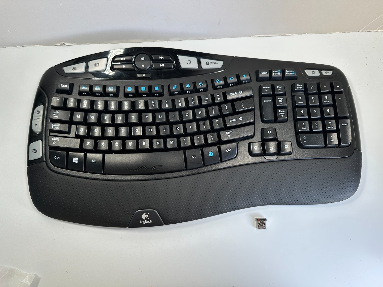 Logitech K350 Wireless Wave Ergonomic Keyboard with Unifying Receiver, TESTED