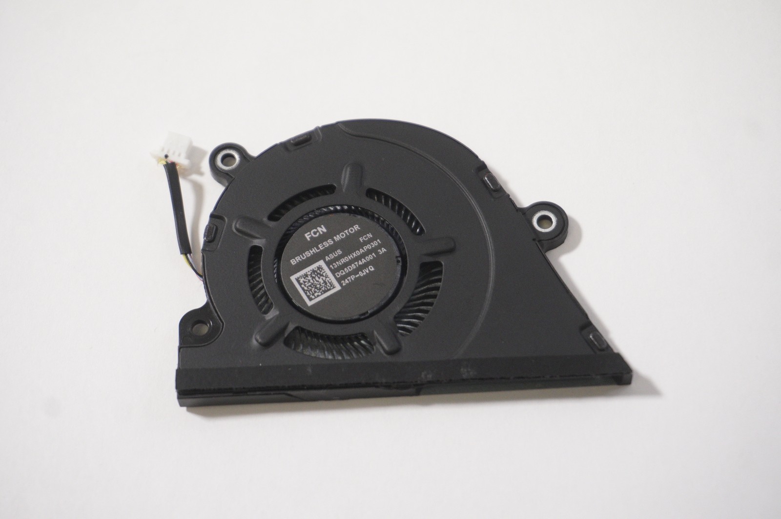 13NR0HX0AP0301 Asus System Fan ASM GA403UV-G14.R94060