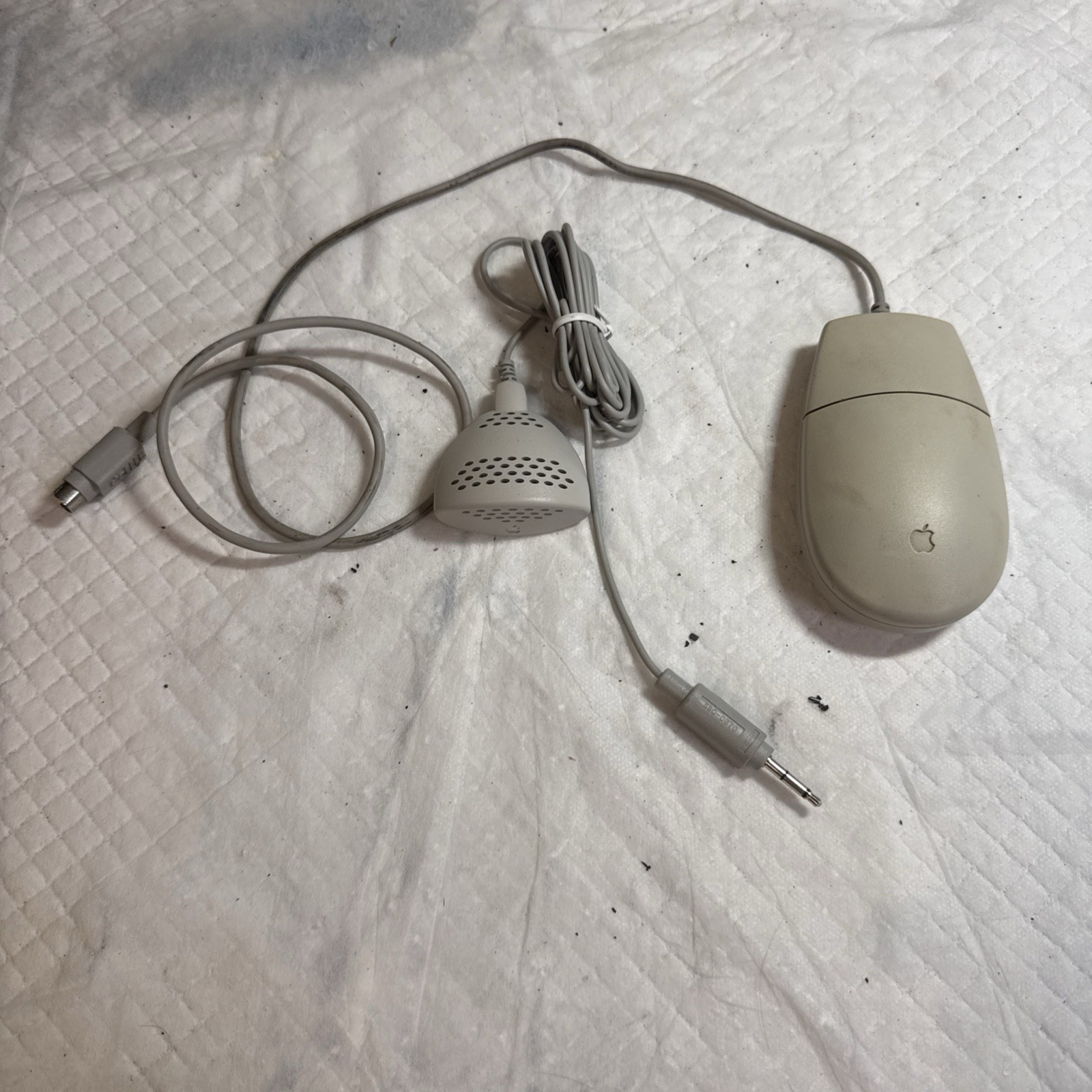 Vintage Official 90's Apple Desktop Bus Mouse II M2706 WORKS