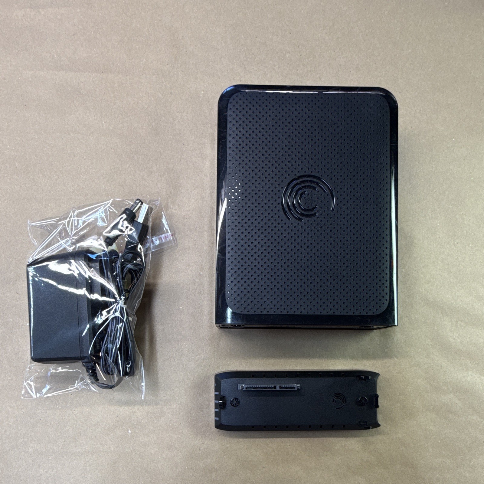 Seagate FreeAgent GoFlex - 2TB External HDD Hard Drive -With Cords & Dock tested