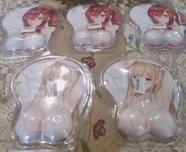 LOT OF 5 Zero Two Darling  Mouse Pad