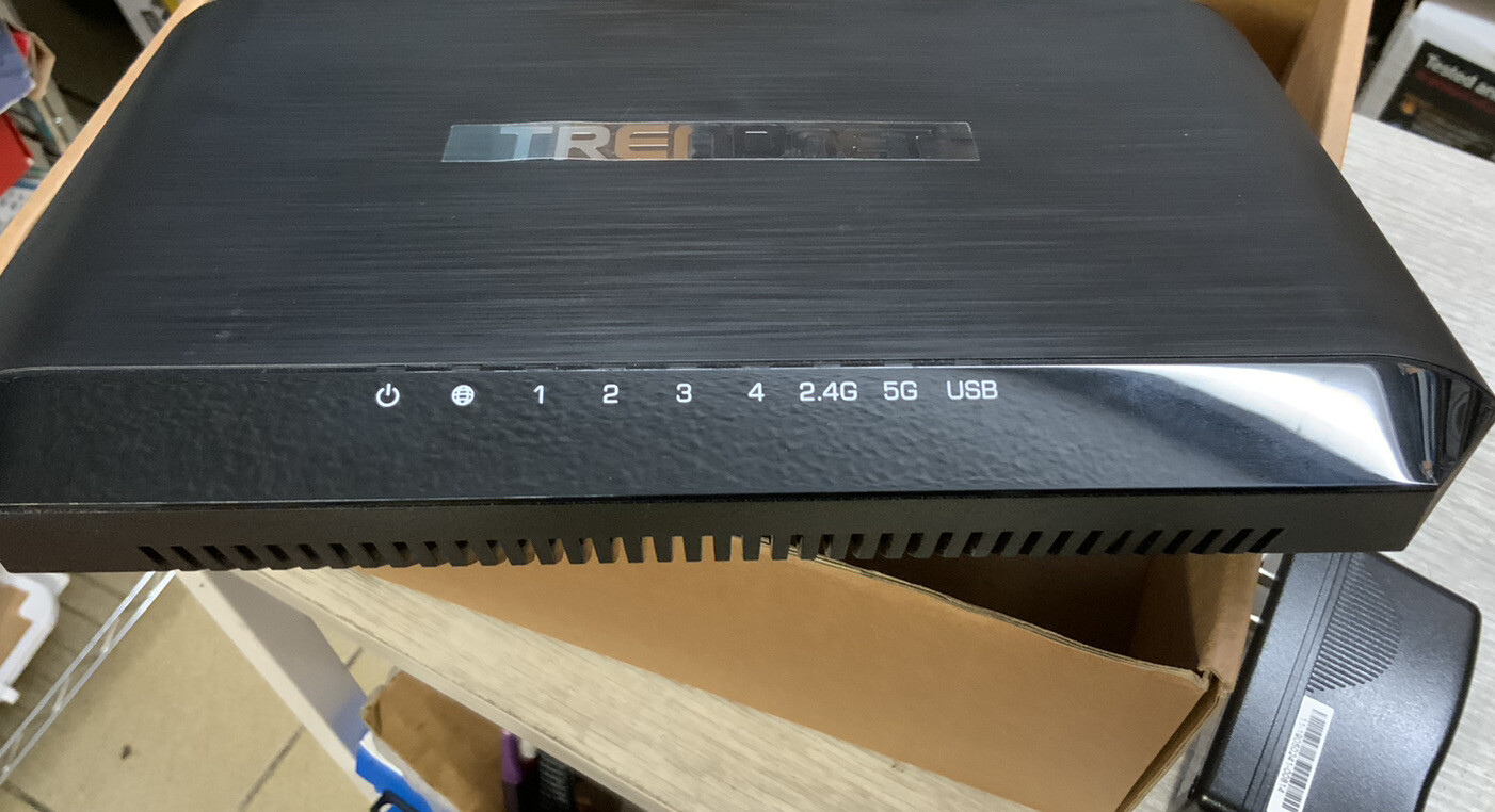 ✅ Trendnet Ac2600 MU-MIMO WiFi Router Quad Stream, Distressed Box