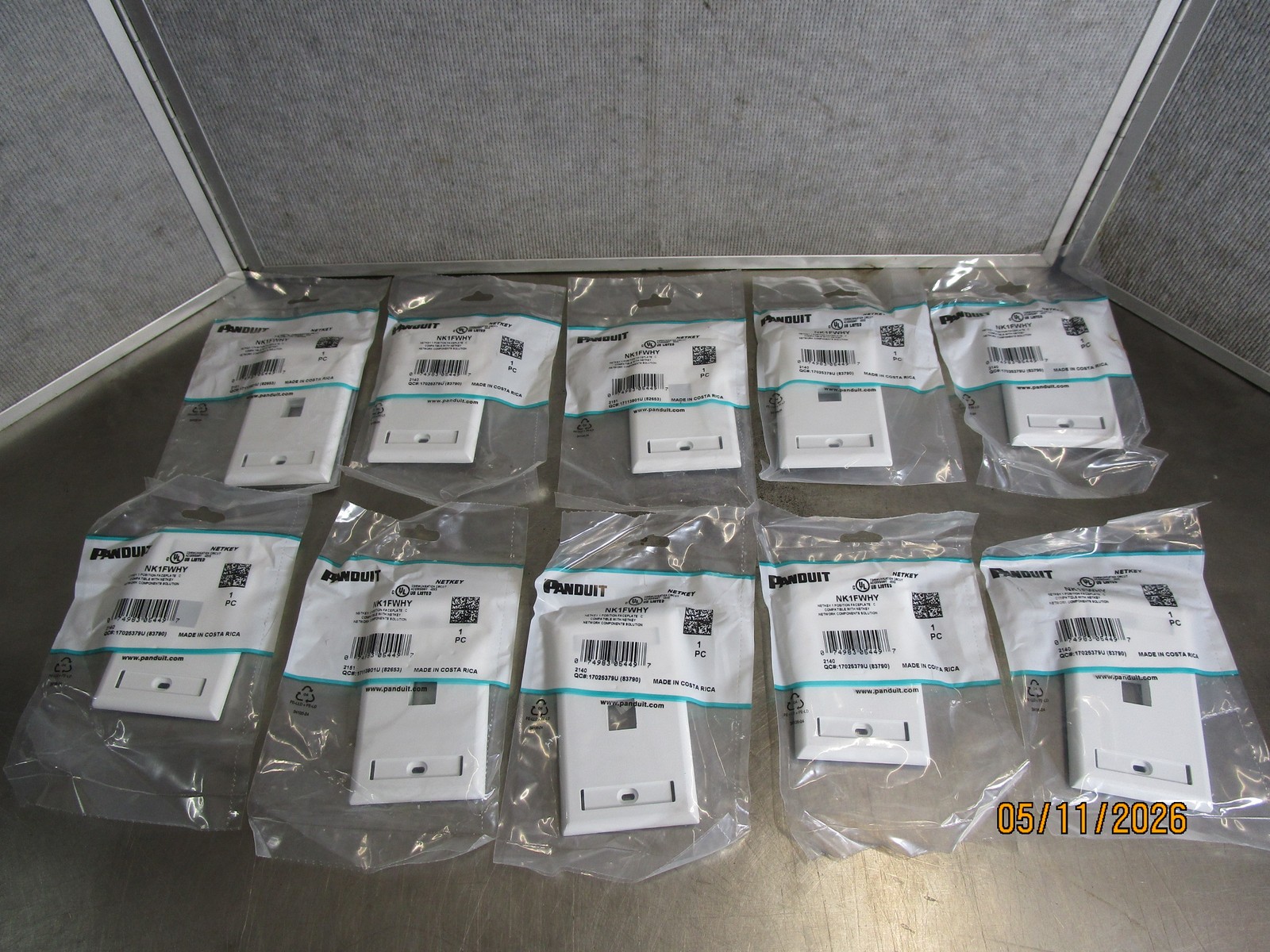 10 Panduit NK1FWHY Net Key 1 Position Faceplate