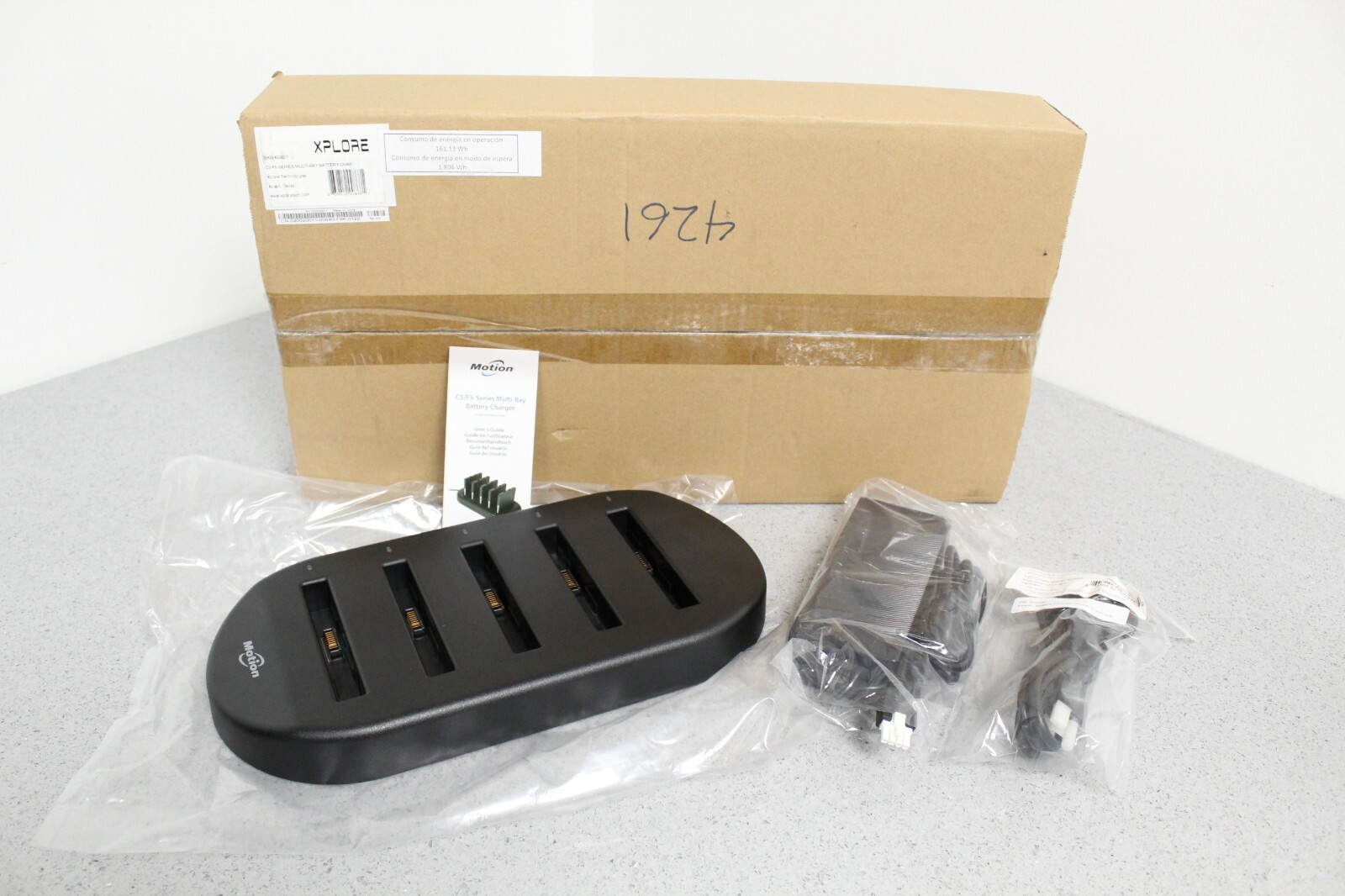 BRAND NEW Xplore Motion Computing C5 F5 Multi-Bay Battery Charger p/n 020020011