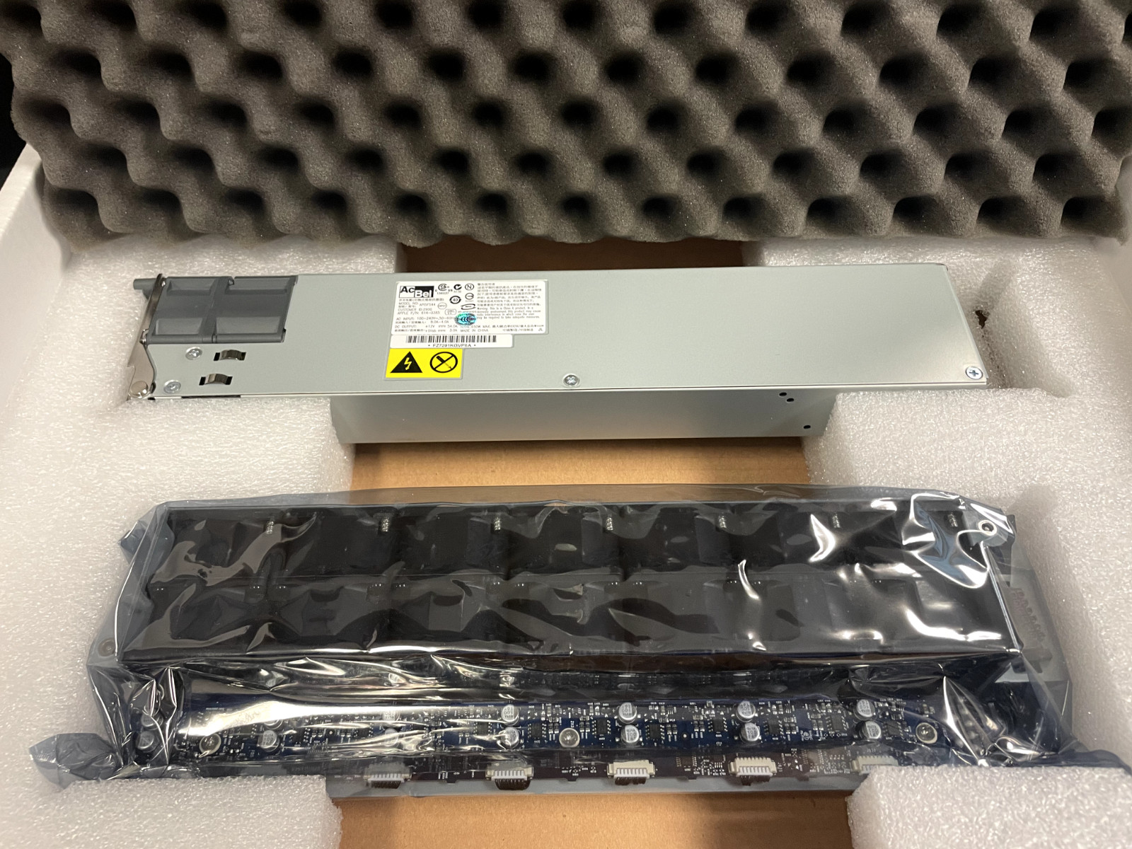 Apple Fan Array and Power Supply for Intel-based  Xserve - New Open Box