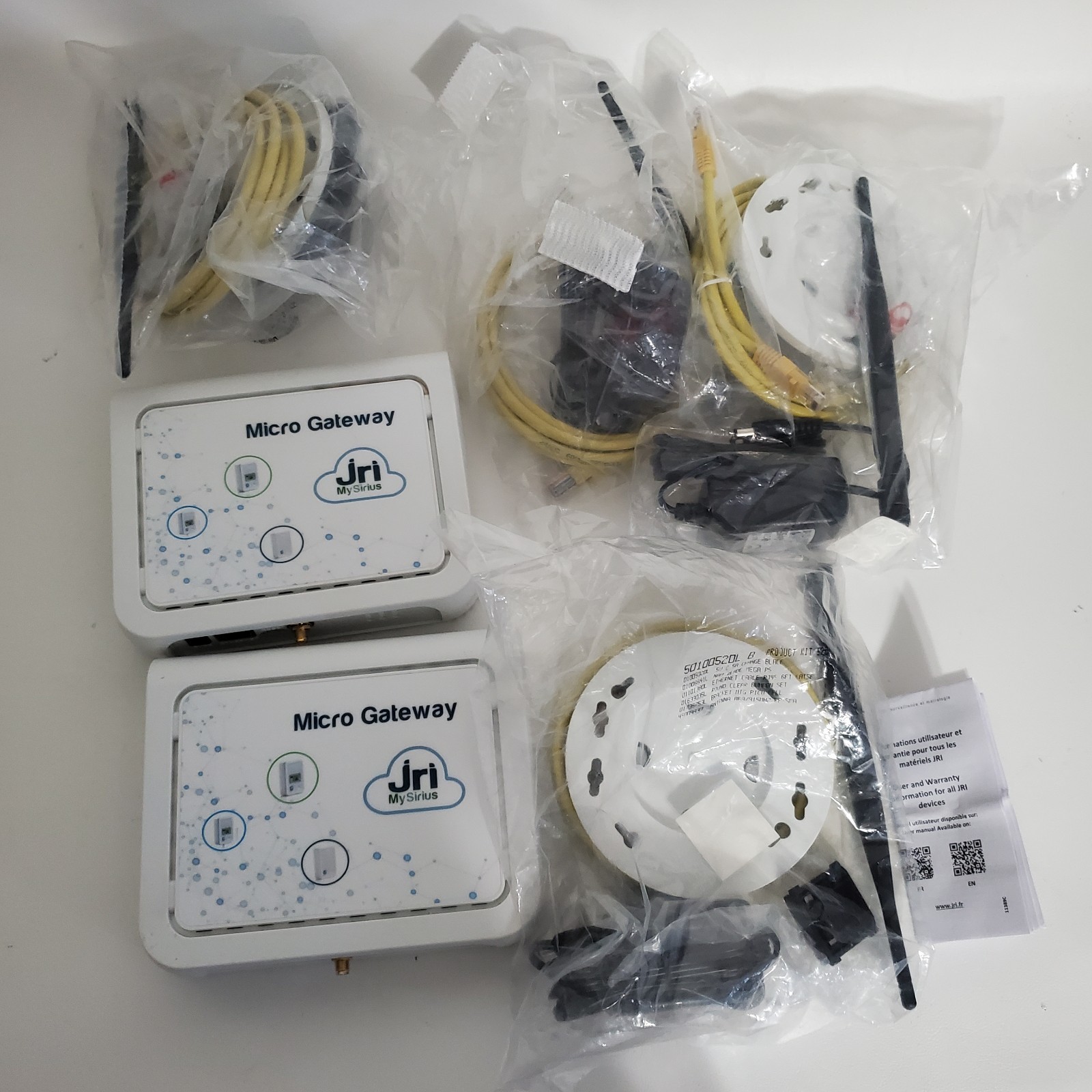 Bundle of Multi-Tech Gateway for LoRa Spy connected Sensors Model MTCAP-915