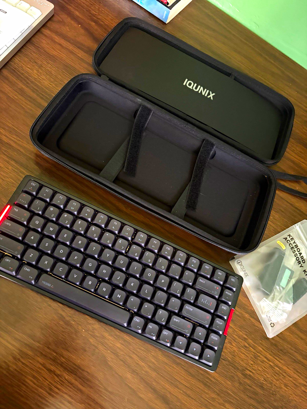 IQUNIX MQ80 Aluminum Low Profile Mechanical Keyboard Black Wireless QWERTY
