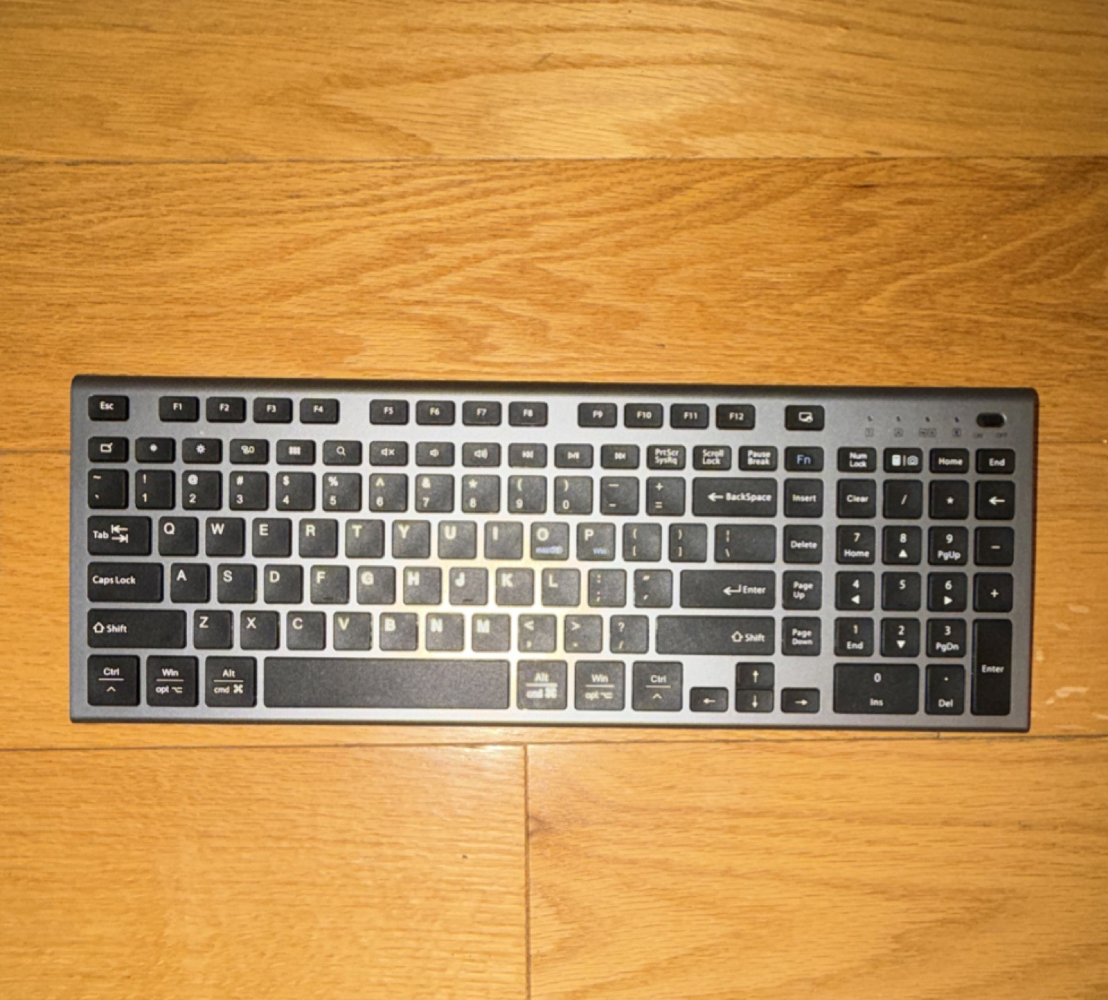 FENIFOX DF22 Wireless Slim Keyboard Built-In Battery Black QWERTY English