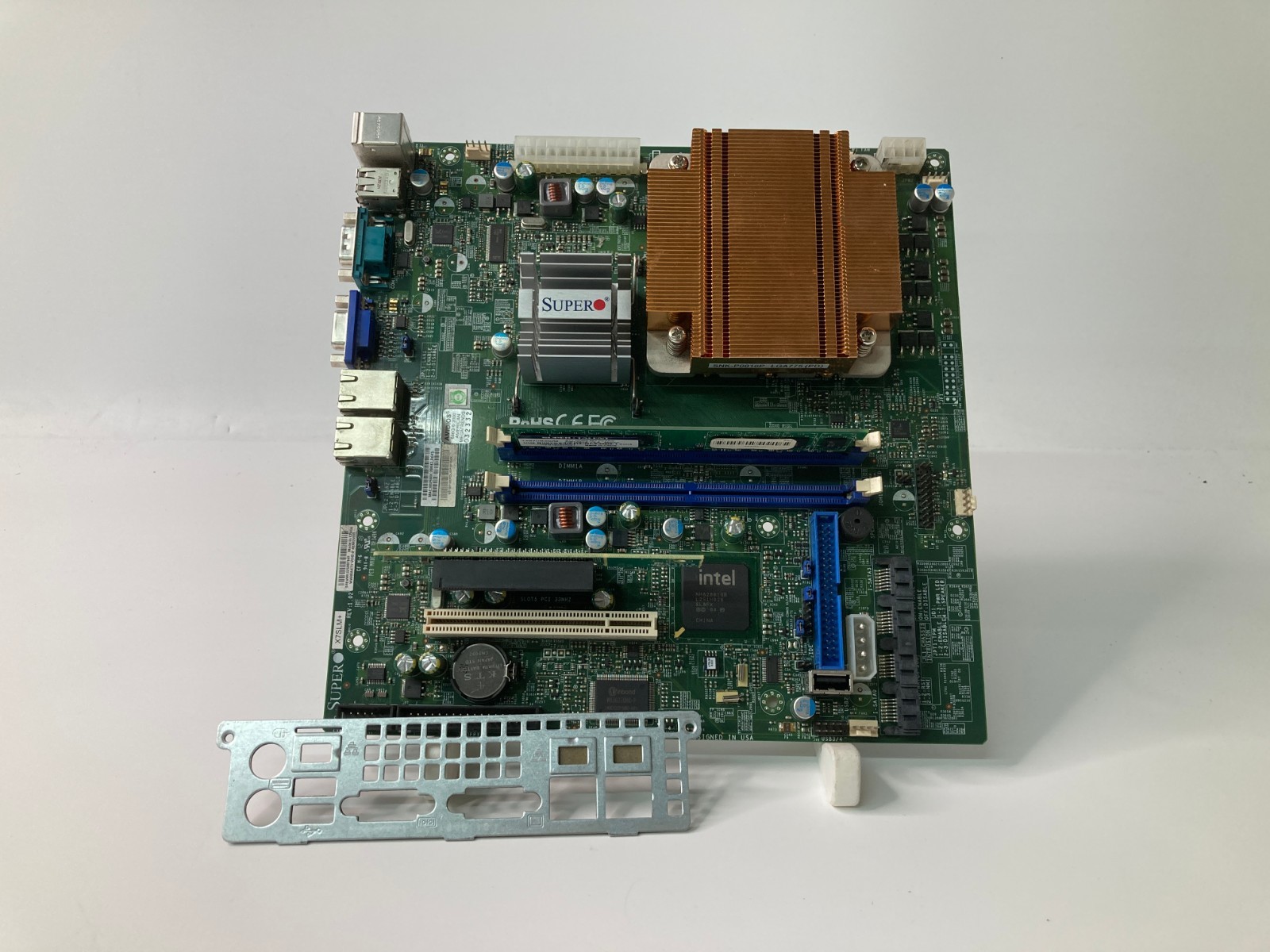 Supermicro  X7SLM+ w/ Intel Pentium 4 651 2GB DDR2 RSC-RR1U-E8