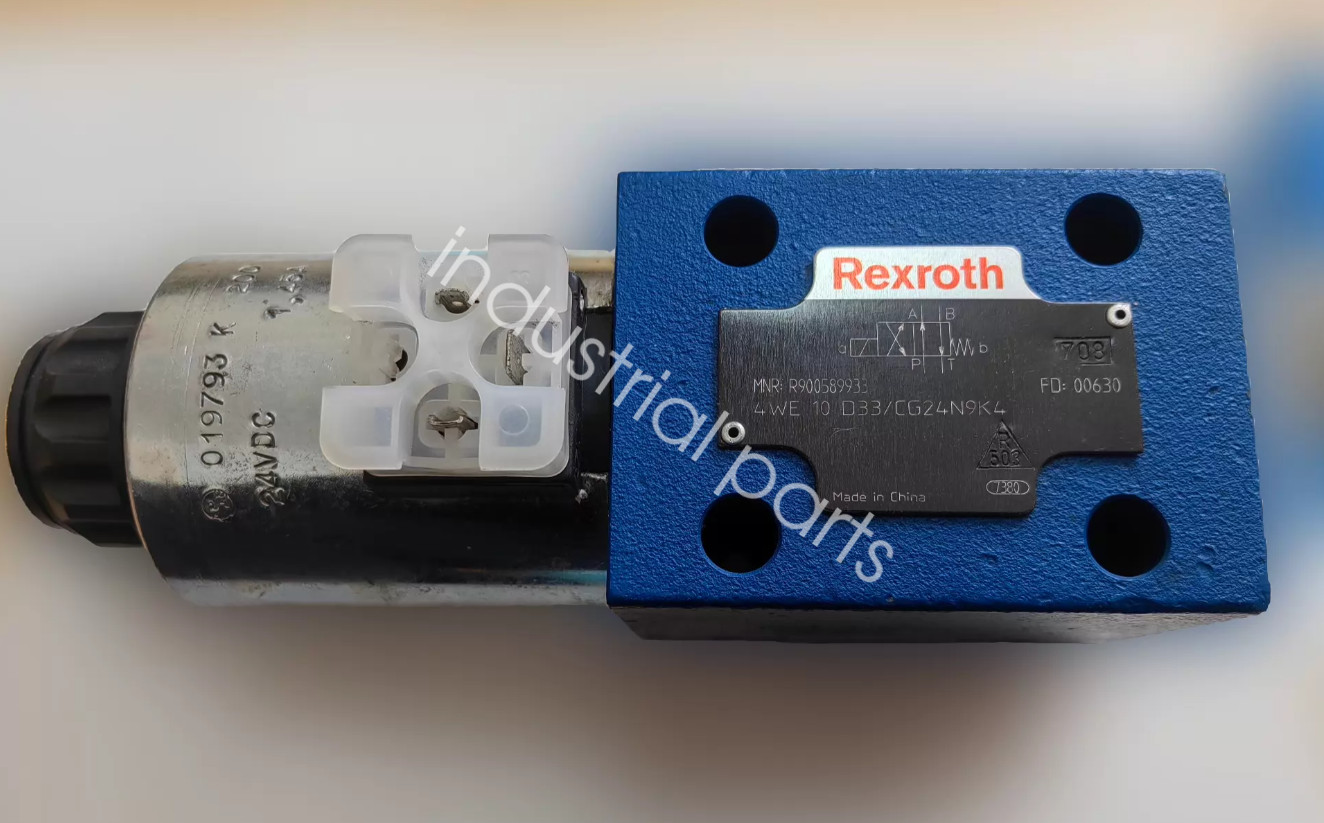 1PC 4WE10D33/CG24N9K4 R900589933 Bosch Rexroth Valve BRAND NEW Fedex or DHL