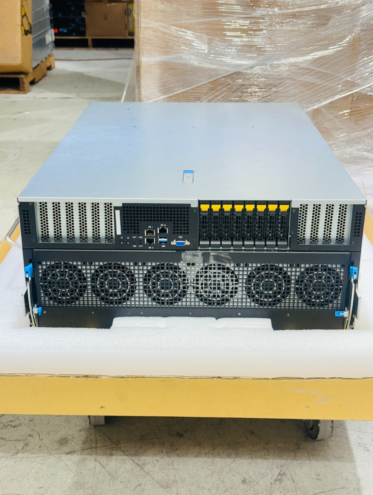 Gigabyte TO32-Z50-ZB HPC/AI Server w/ NVIDIA HGX A100 8 GPU Base Board