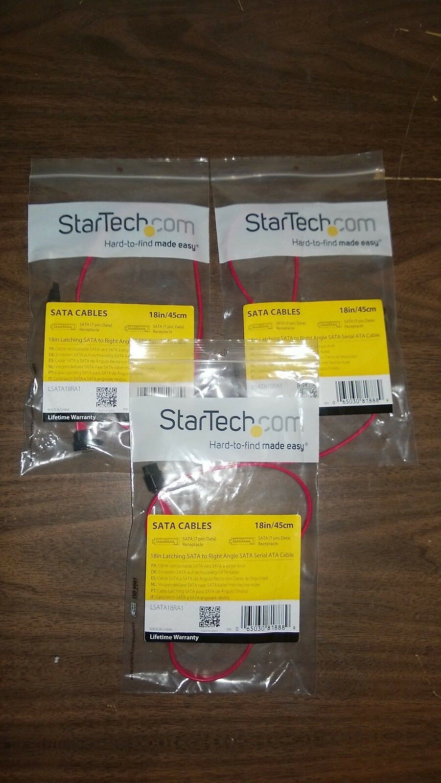 StarTech 18" 45cm Latching SATA to Right Angle 7 pin M/M Serial Cable LSATA18RA1