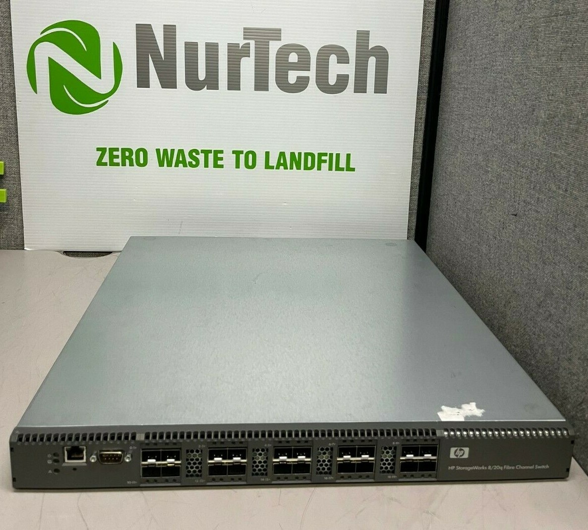 HP StorageWorks 8/20q Fibre Channel Switch AK242-63002 465714-002