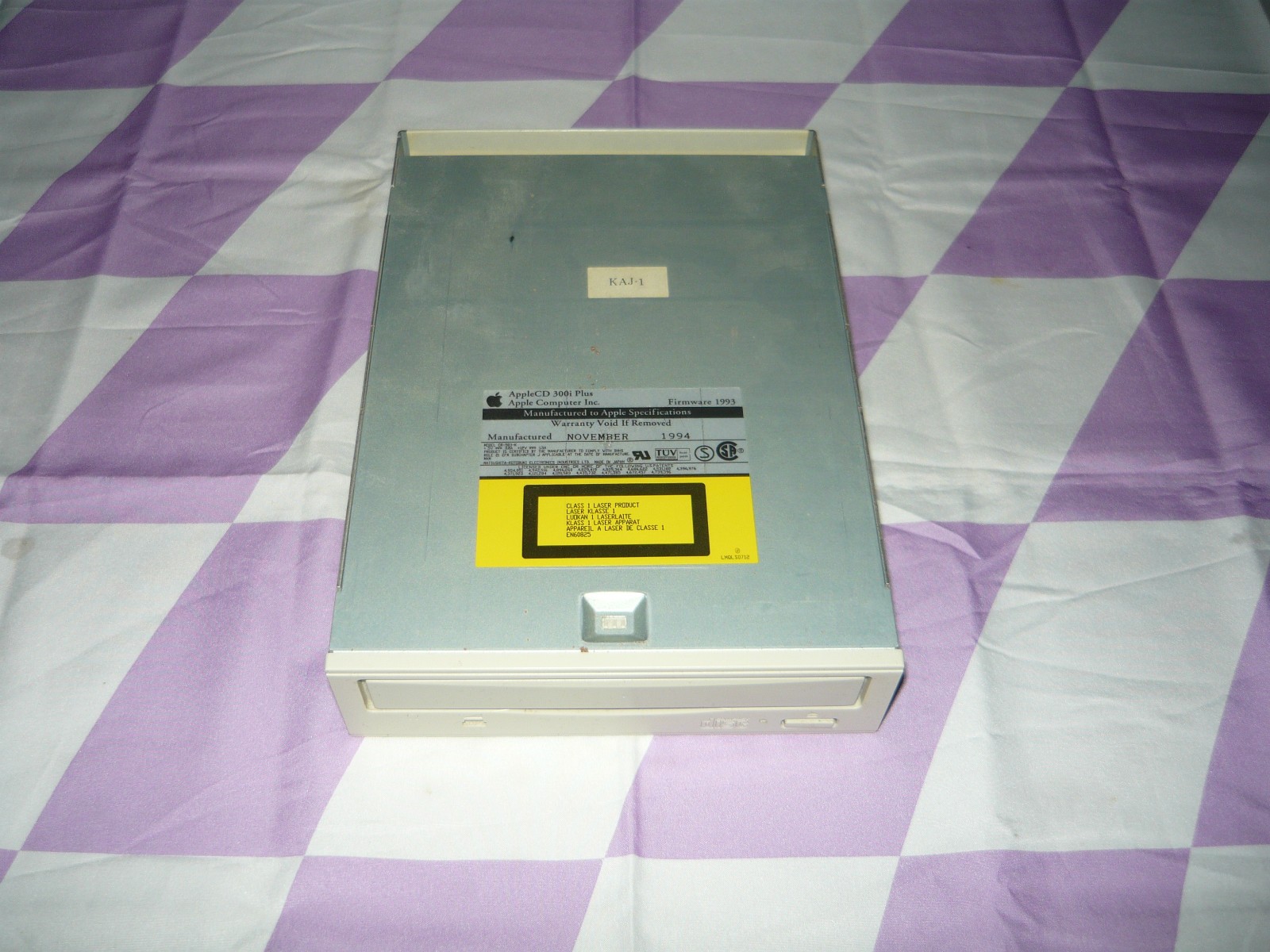 Vintage AppleCD 300i Plus CD-ROM Optical Drive SCSI 1993 Used