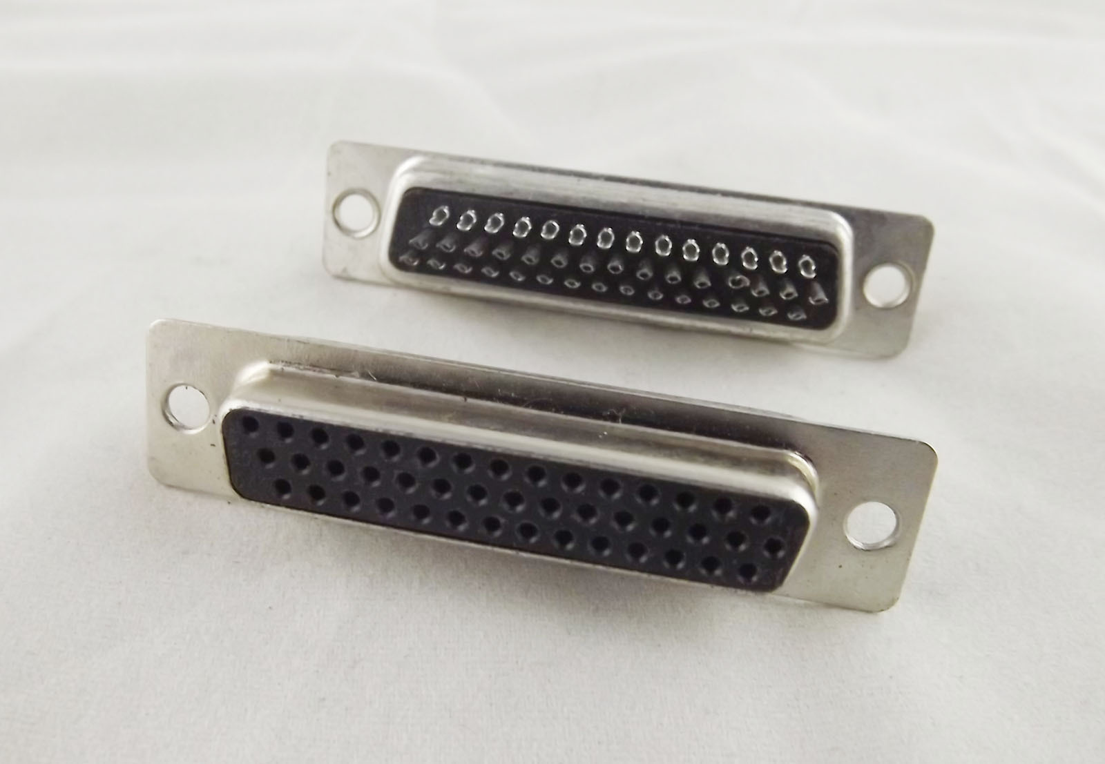 10x D-SUB 44 Pin DB44 Female Jack Solder Type Straight Adapter Connector 3 Rows