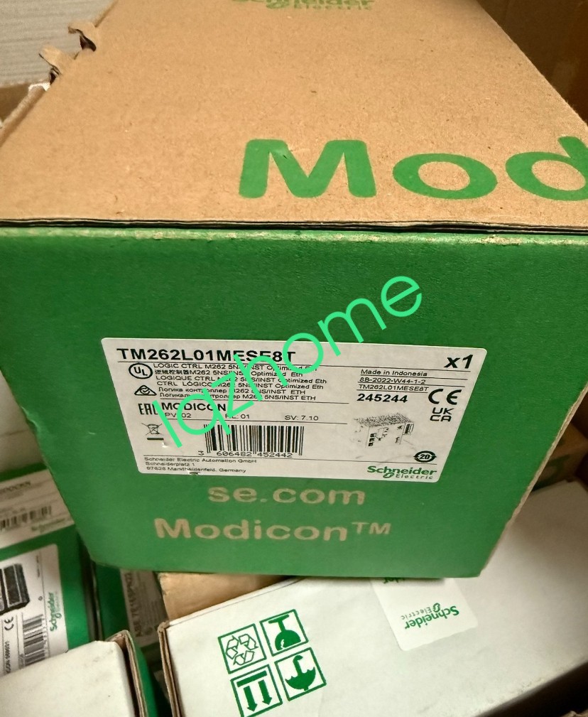 1PCS Schneider TM262M15MESS8T New Motion Controller FedEx or DHL