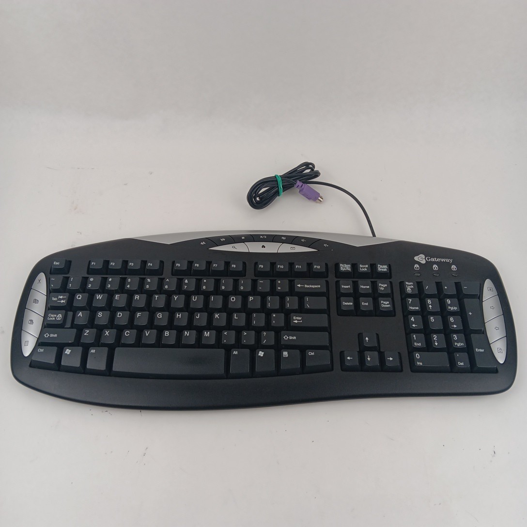 Gateway PC Computer Keyboard Wired Model SK 9922. Excellent Pre-Owned Condition