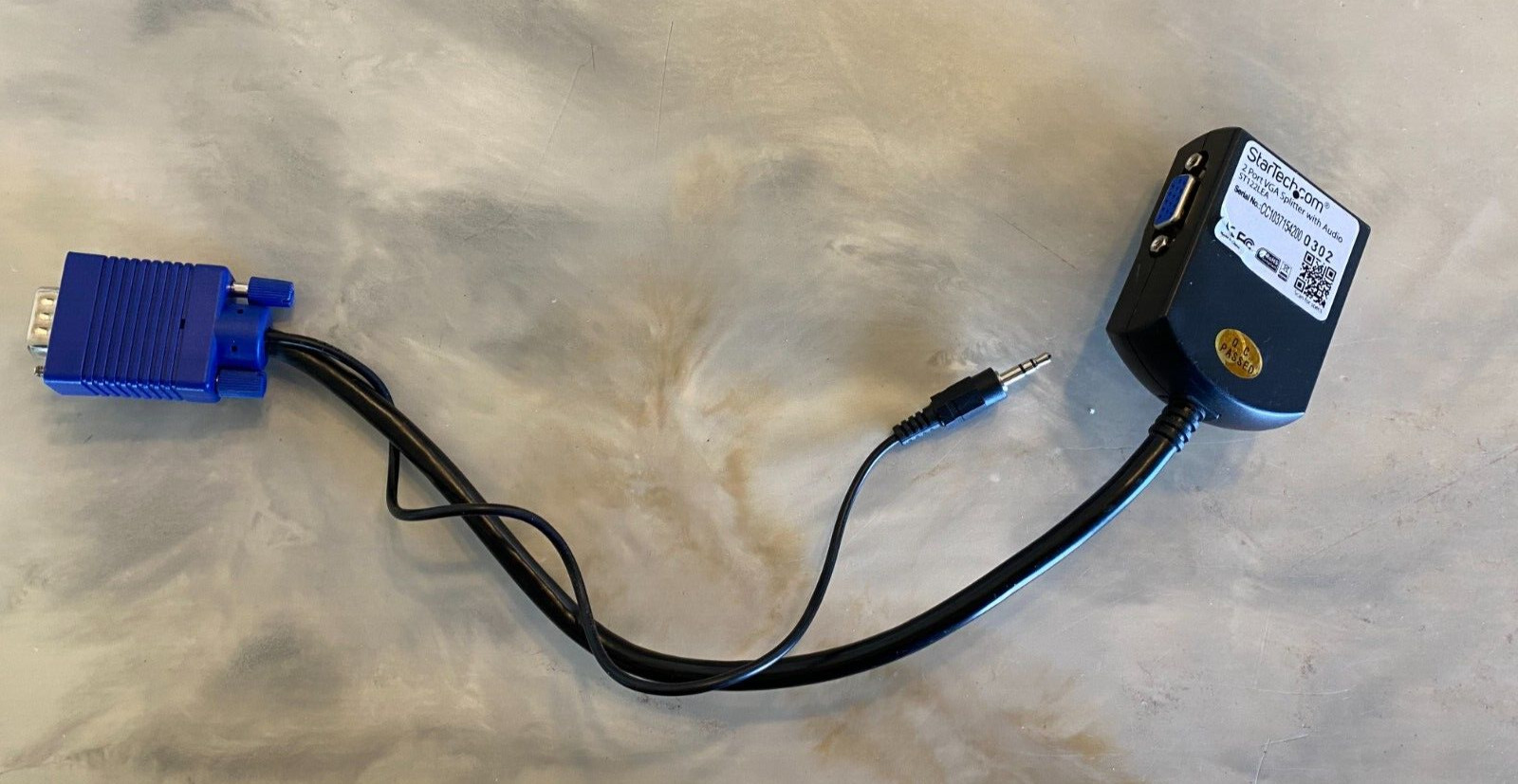StarTech.com ST122LEA  2-Ports External Video/audio splitter