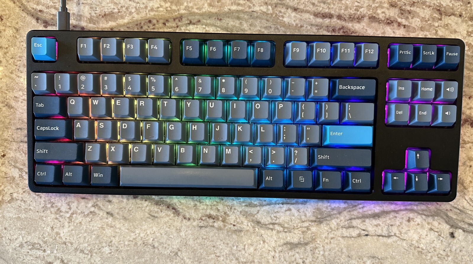 Custom mechanical keyboard TKL RGB