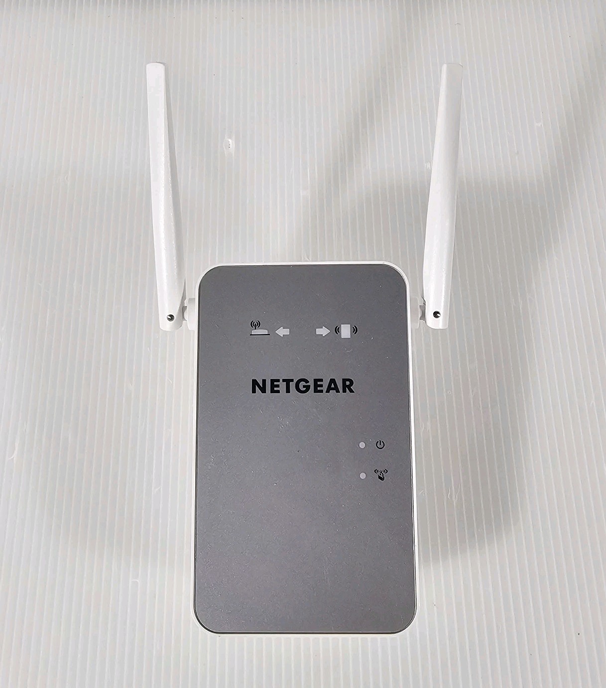 NETGEAR EX6150v2 AC1200 WiFi Range Extender