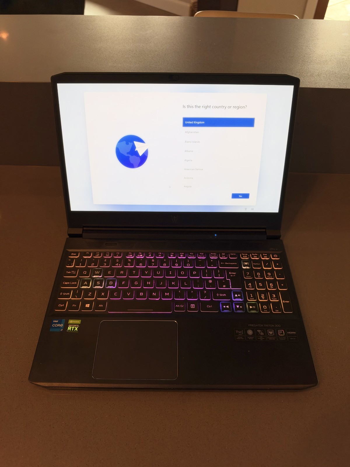 Acer Predator Helios 300 Gaming Laptop – Intel Core i7, RTX 3060, 16GB RAM, 1TB