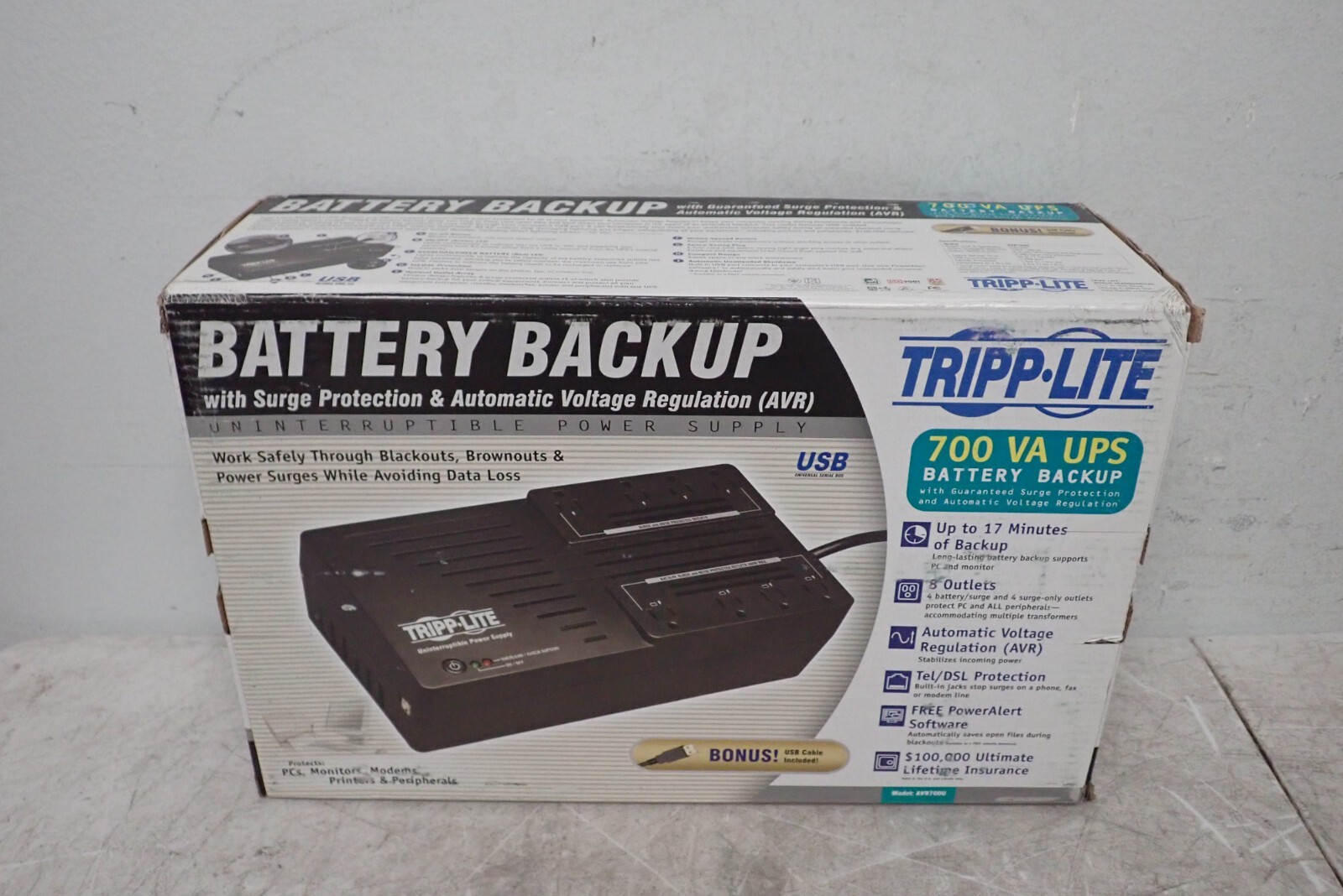 Tripp-Lite AVR700U Battery Backup Universal Power Supply 700 VA UPS