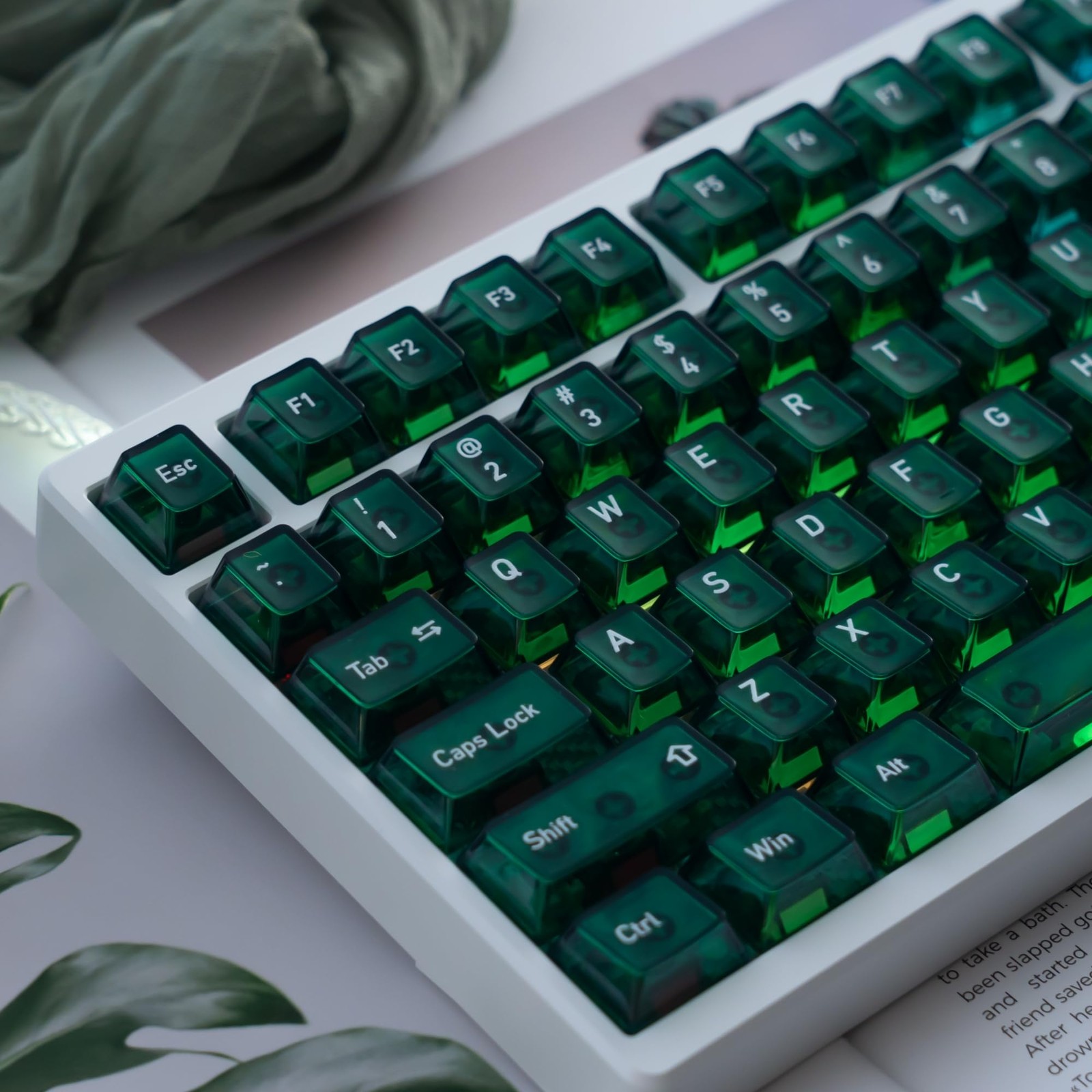 Emerald Green Frosted Translucent Keycaps 115 Key Cherry Profile Shine Through
