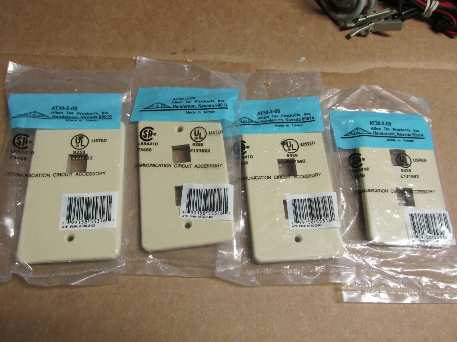 LOT OF 4 ALLEN TEL AT30-2 2PORT FACEPLATE