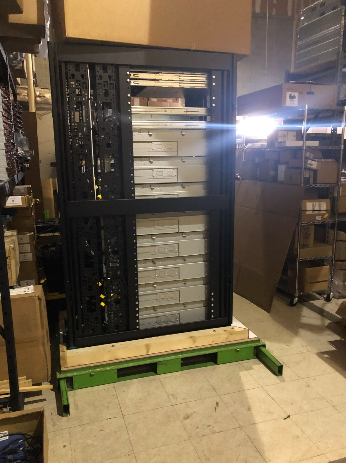 42U AR3300 Server Rack+1440TB 480x 3TB SAS HDD 1.4PB PDU 8x 4U 60 bay Enclosures