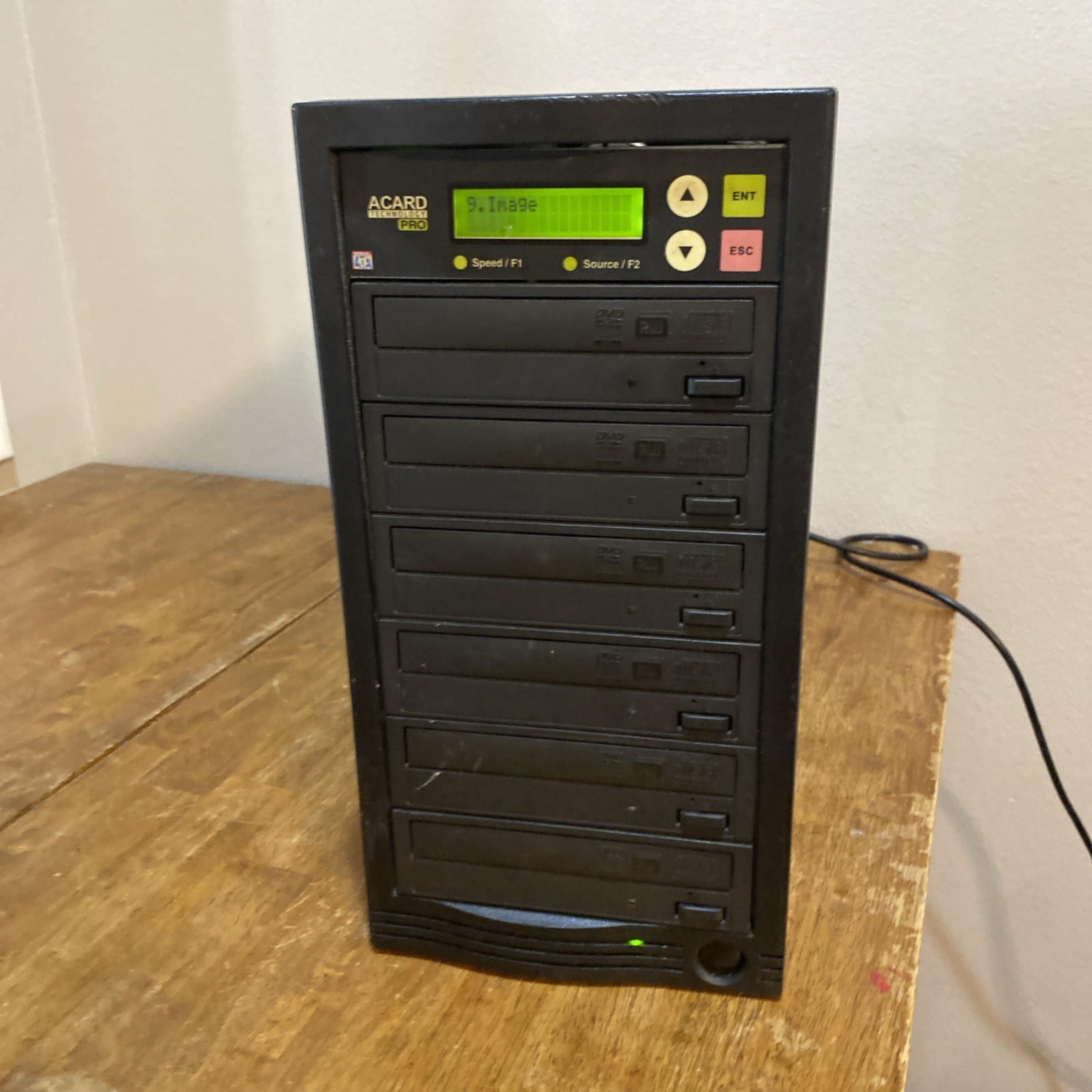ACARD Pro Model 1-to-6 DVD Duplicator CD Burner Tested