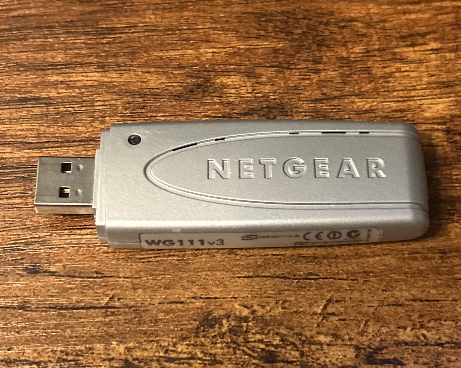 NETGEAR WG111v3 54Mbps Wireless-Wi-Fi 802.11g USB 2.0 Adapter