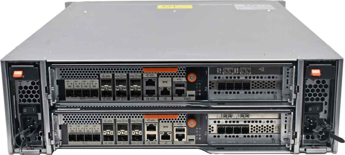 NetApp FAS8200 AFF-A300 NAF-1601 Storage 2x 111-02493 Controllers
